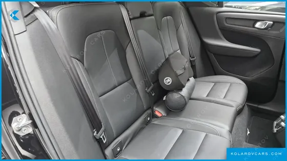 VOLVO XC40 T4 MOMENTUM