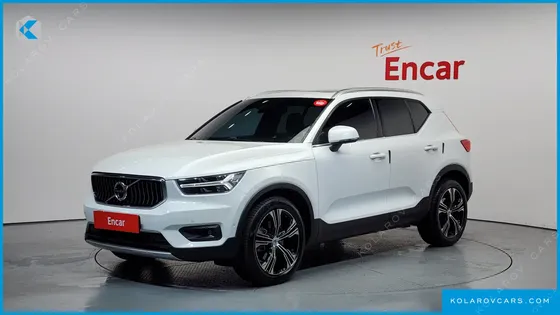 VOLVO XC40 B4 INSCRIPTION