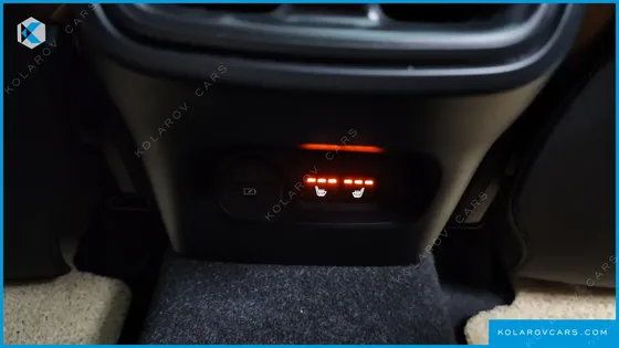 VOLVO XC40 B4 INSCRIPTION