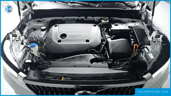VOLVO XC40 B4 ULTIMATE BRIGHT