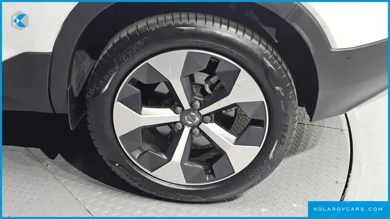 VOLVO XC40 B4 ULTIMATE BRIGHT