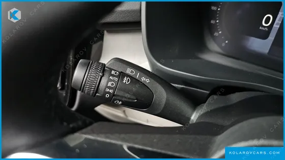 VOLVO XC40 B4 ULTIMATE BRIGHT