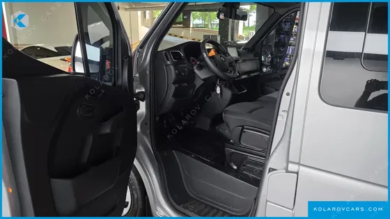 RENAULT KOREA MASTER 2.3 15-SEATER