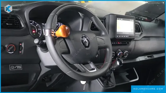 RENAULT KOREA MASTER 2.3 15-SEATER