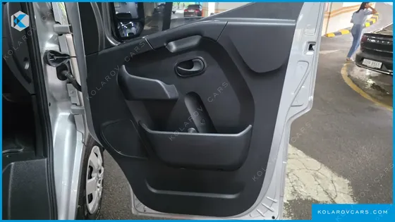 RENAULT KOREA MASTER 2.3 15-SEATER
