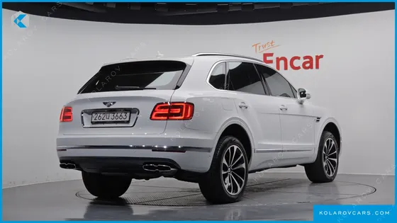 BENTLEY BENTAYGA 4.0 V8