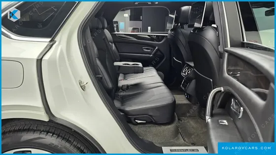 BENTLEY BENTAYGA 4.0 V8
