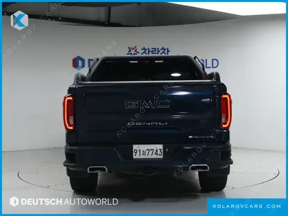 GMC SIERRA DENALI-X