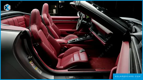PORSCHE 911 CARRERA 4 GTS CABRIOLET