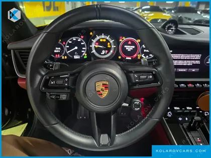 PORSCHE 911 CARRERA 4S