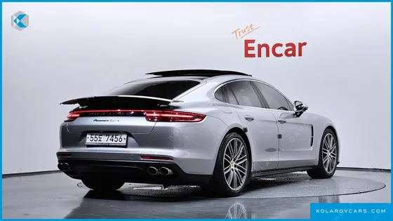 PORSCHE PANAMERA 4.0 TURBO