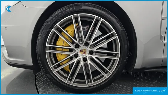 PORSCHE PANAMERA 4.0 TURBO