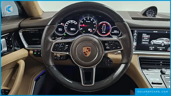PORSCHE PANAMERA 4.0 TURBO