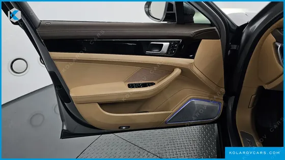 PORSCHE PANAMERA 4.0 TURBO