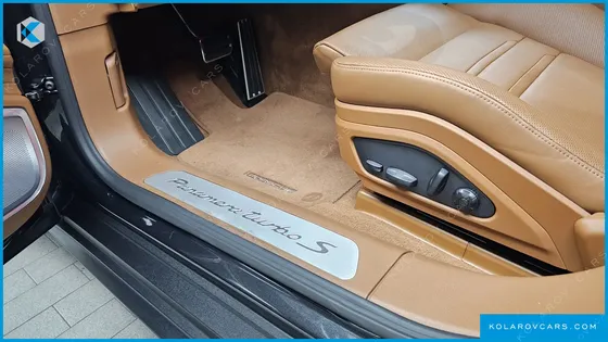 PORSCHE PANAMERA 4.0 TURBO S