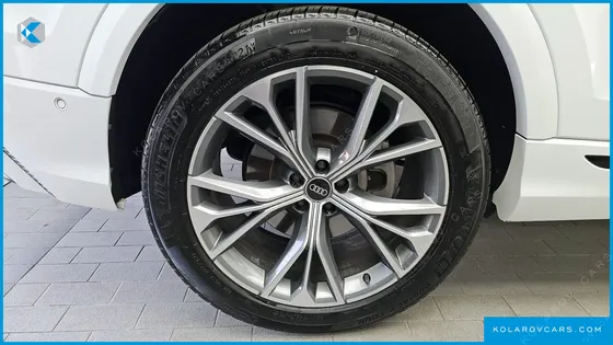 AUDI Q8 55 TFSI QUATTRO PREMIUM