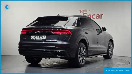 AUDI Q8 55 TFSI QUATTRO PREMIUM