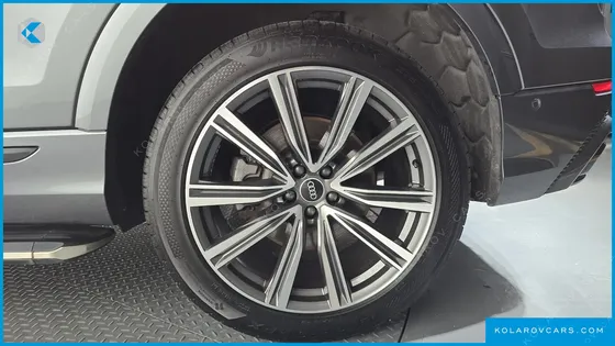 AUDI Q8 55 TFSI QUATTRO PREMIUM