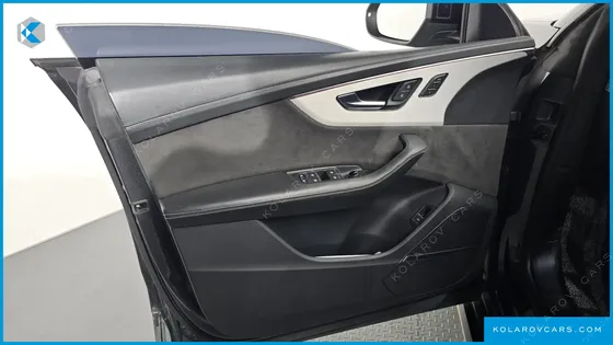 AUDI Q8 55 TFSI QUATTRO PREMIUM