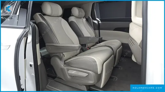 KIA CARNIVAL GASOLINE 7-SEATER SIGNATURE