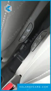 KIA CARNIVAL GASOLINE 7-SEATER SIGNATURE