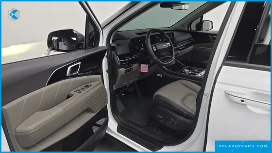 KIA CARNIVAL GASOLINE 9 SEATER X LINE