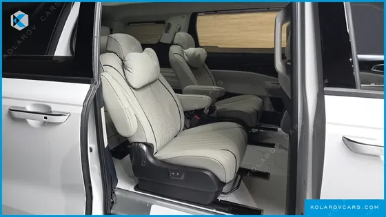 KIA CARNIVAL HEV 9-SEATER HI-LIMOUSINE (SPECIAL VEHICLE)