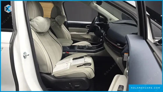 KIA CARNIVAL HEV 9-SEATER HI-LIMOUSINE (SPECIAL VEHICLE)