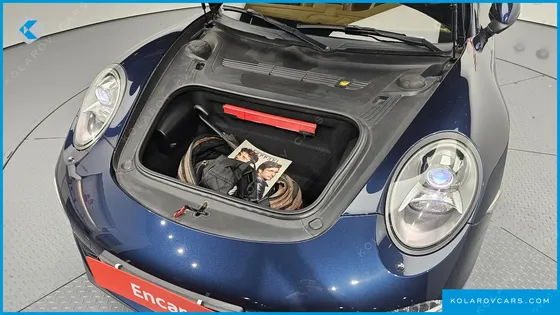PORSCHE 911 CARRERA