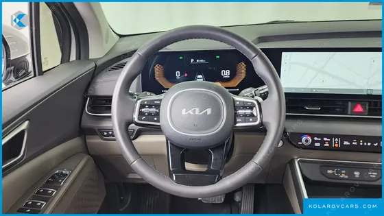 KIA CARNIVAL 9-SEATER PRESTIGE