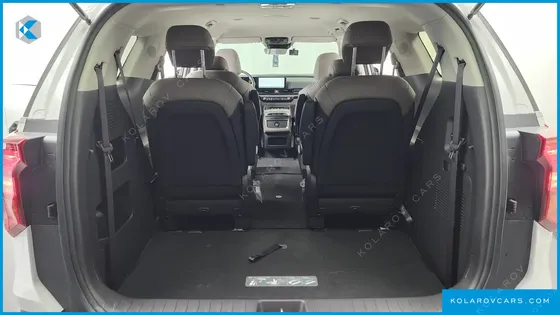 KIA CARNIVAL 9-SEATER PRESTIGE