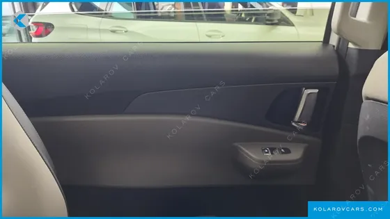 KIA CARNIVAL 9-SEATER PRESTIGE