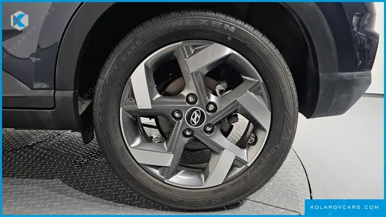 HYUNDAI VENUE 1.6 FLUX