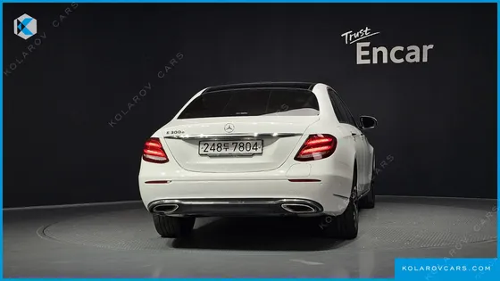 MERCEDES E-CLASS E300E EXCLUSIVE
