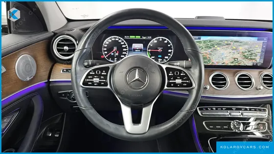 MERCEDES E-CLASS E300E EXCLUSIVE