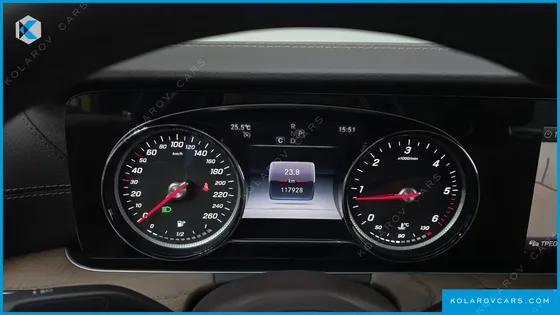 MERCEDES E-CLASS E220D 4MATIC EXCLUSIVE