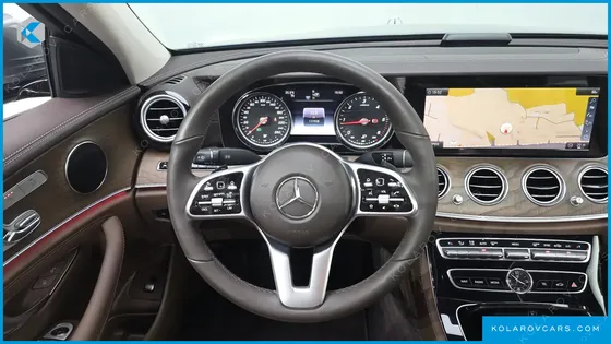 MERCEDES E-CLASS E220D 4MATIC EXCLUSIVE