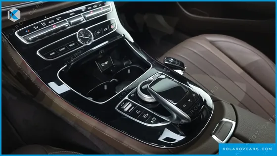 MERCEDES E-CLASS E220D 4MATIC EXCLUSIVE