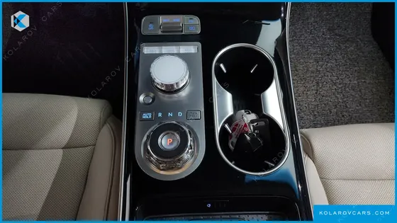 GENESIS GV70 2.5T GASOLINE 2WD