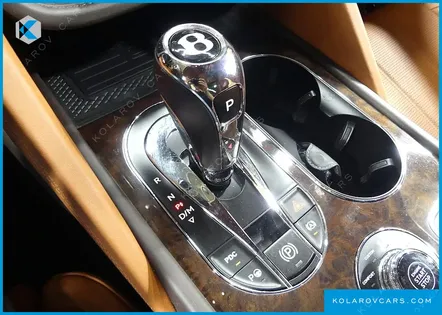 BENTLEY BENTAYGA 4.0 V8