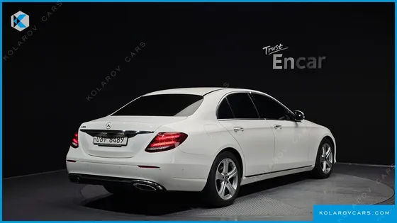 MERCEDES E-CLASS E200 AVANTGARDE