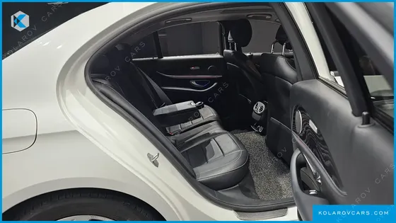 MERCEDES E-CLASS E200 AVANTGARDE