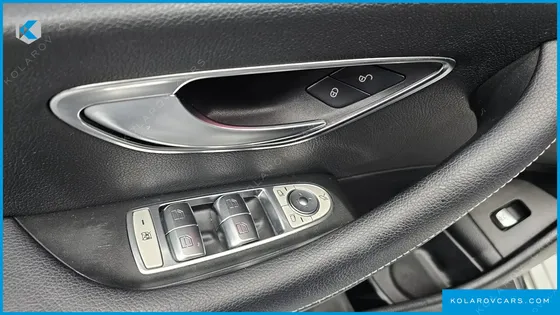 MERCEDES E-CLASS E200 AVANTGARDE