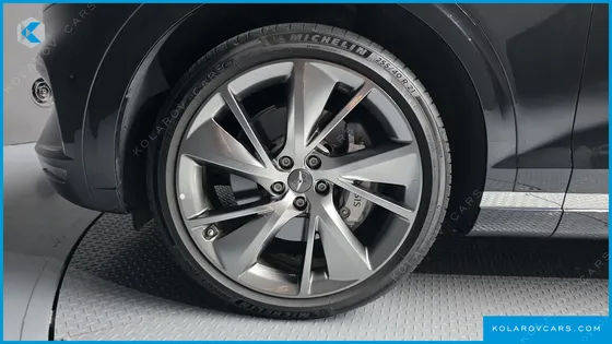 GENESIS GV70 2.5T GASOLINE 2WD