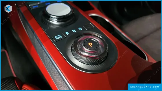GENESIS GV70 2.5T GASOLINE 2WD