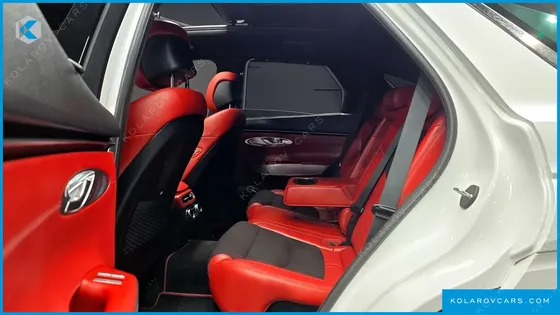 GENESIS GV70 2.5T GASOLINE 2WD