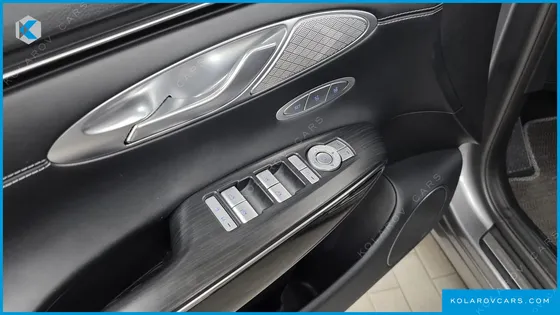 GENESIS GV70 2.5T GASOLINE 2WD