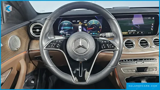 MERCEDES E-CLASS E220D 4MATIC EXCLUSIVE