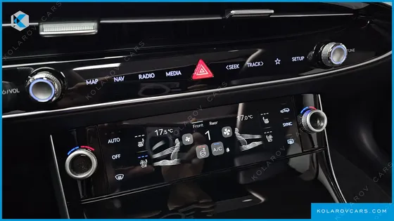 GENESIS GV70 2.5T GASOLINE 2WD