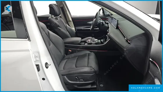 GENESIS GV70 2.5T GASOLINE 2WD
